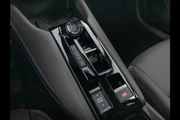 Alfa Romeo junior Elettrica Ti 54 kWh | Clima | Adapt. Cruise | Keyless | Handsfree A-Klep | PDC rondom | Pack Techno | Warmtepomp | Tortona Black