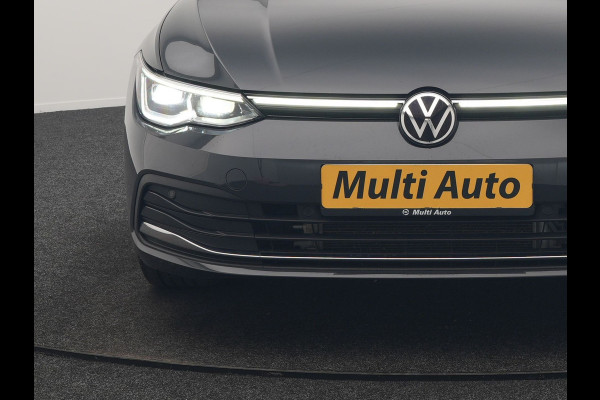 Volkswagen Golf 1.4 eHybrid Style PHEV 204pk Dealer O.H. | Trekhaak Af Fabriek | Panodak | Adaptive Cruise | Camera | IQ Light | Alcantara Sportstoelen Memory & Massage | Sfeerverlichting | Apple Carplay | Stoelen & Stuur Verwarmd | Blis | Keyless  | Plug In Hybrid |
