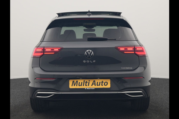 Volkswagen Golf 1.4 eHybrid Style PHEV 204pk Dealer O.H. | Trekhaak Af Fabriek | Panodak | Adaptive Cruise | Camera | IQ Light | Alcantara Sportstoelen Memory & Massage | Sfeerverlichting | Apple Carplay | Stoelen & Stuur Verwarmd | Blis | Keyless  | Plug In Hybrid |