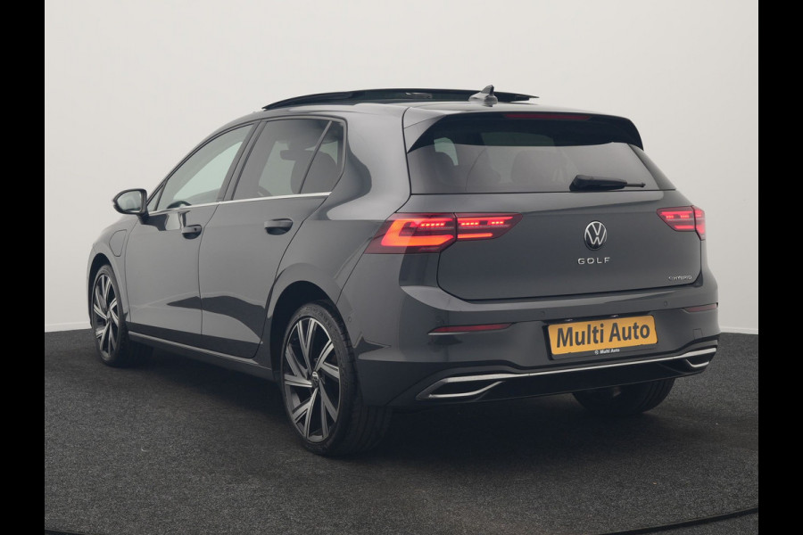 Volkswagen Golf 1.4 eHybrid Style PHEV 204pk Dealer O.H. | Trekhaak Af Fabriek | Panodak | Adaptive Cruise | Camera | IQ Light | Alcantara Sportstoelen Memory & Massage | Sfeerverlichting | Apple Carplay | Stoelen & Stuur Verwarmd | Blis | Keyless  | Plug In Hybrid |