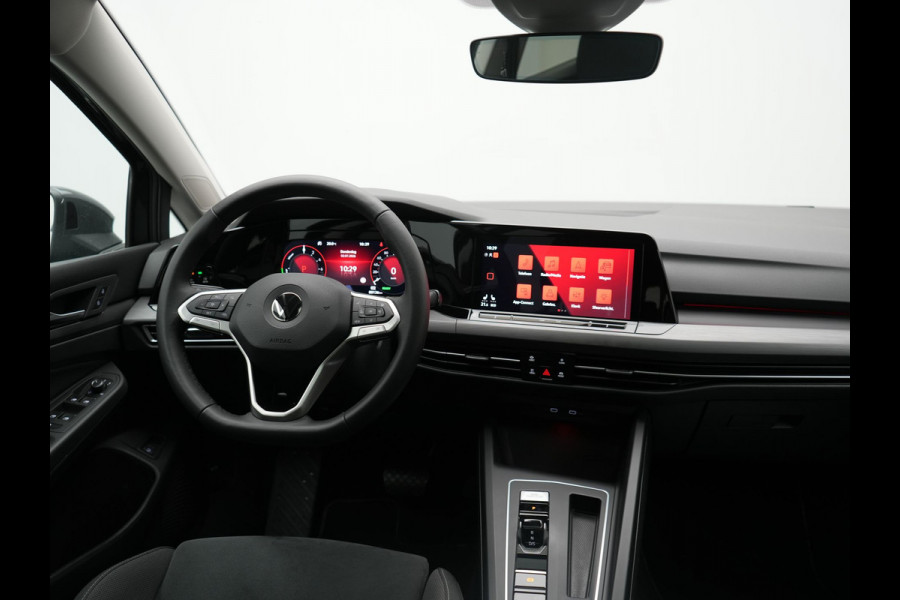 Volkswagen Golf 1.4 eHybrid Style PHEV 204pk Dealer O.H. | Trekhaak Af Fabriek | Panodak | Adaptive Cruise | Camera | IQ Light | Alcantara Sportstoelen Memory & Massage | Sfeerverlichting | Apple Carplay | Stoelen & Stuur Verwarmd | Blis | Keyless  | Plug In Hybrid |