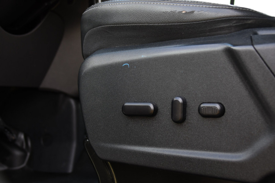 Ford Transit Custom 320 2.0 TDCI L1H1 Active PB Edition Adaptieve Cruise, Camera, Caprlay, Stoelverwarming, Leder, 170pk, LED, Automaat, BLIS, Uniek!