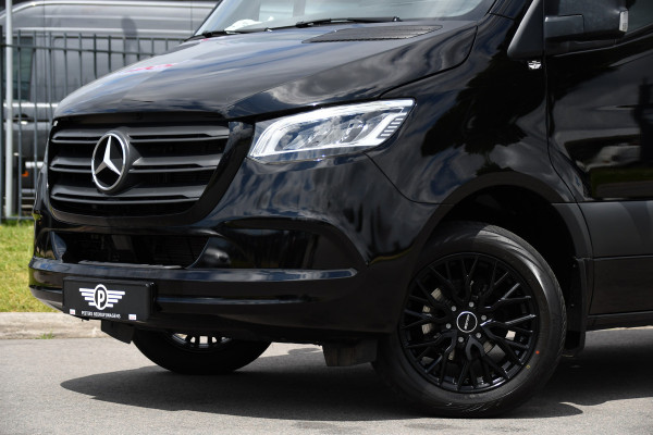 Mercedes-Benz Sprinter 319 3.0 CDI L2H2 DC Black Edition MARGE! Adaptieve Cruise, Camera, LED, Carplay, Standkachel, 10,5'' Mbux, Automaat, 3500kg Trekhaak, Uniek!