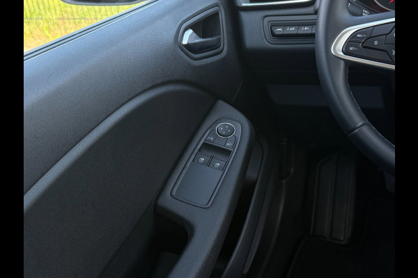 Renault Clio 1.0 TCe 90 Equilibre | Carplay | PDC | Cruise Control |