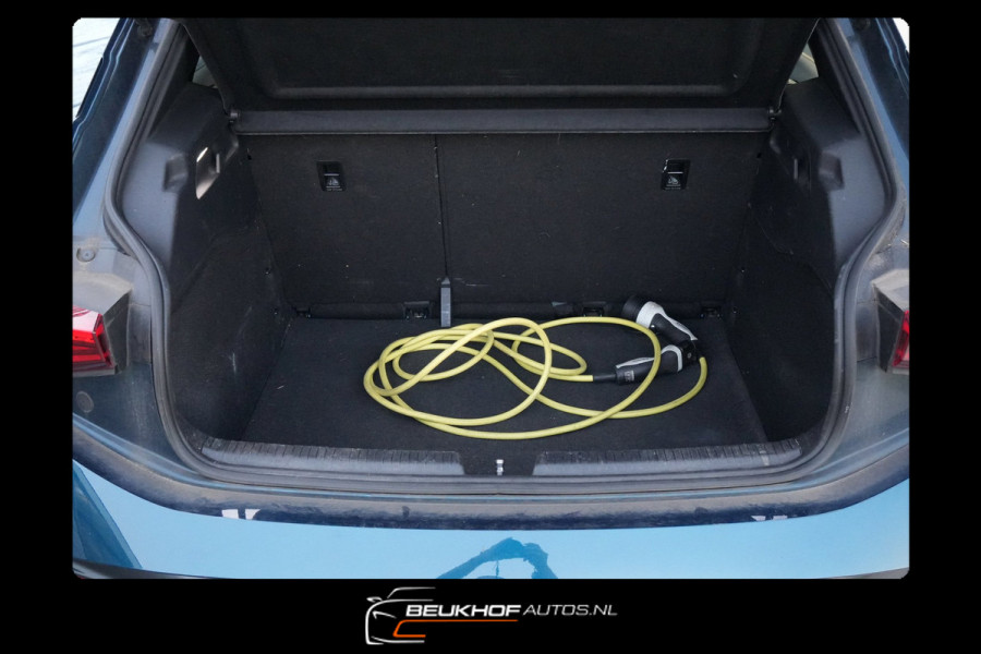 CUPRA Born Adrenaline One 62 kWh Camera Navi Stoelverwarming
