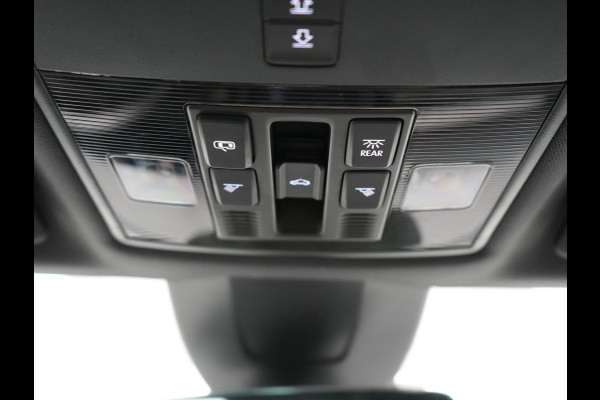 Škoda Superb Combi 1.4 TSI iV Laurin & Klement PHEV 218pk Dealer O.H. | Trekhaak Af Fabriek | Panodak | Adaptive Cruise | Camera | Lederen Comfortstoelen Memory & Ventilatie | Sfeerverlichting | Stoelen & Stuur Verwarmd | Keyless | Blis | Crystal LED | Plug In Hybrid |