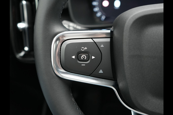 Volvo XC40 Ultimate Recharge Pure 69kWh 231pk Dealer O.H. | Panodak | Warmtepomp | Adaptive Cruise | 360 Camera | Harman / Kardon | Sportstoelen Memory & Verwarmd | Keyless | Blis | Apple Carplay | Google Assistent | DAB |