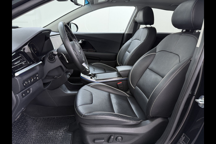 Kia e-Niro ExecutiveLine 64kWh SOH 100% Warmtepomp Panoramadak Adap.Cruise Stoelkoeling+Verwarming JBL®-Audio Leder Elek.Stoelen+Memory Cam Stuur+Achterbankverwarming Blind Spot VESS Lane Assist Lmv Privacy Glas Led Pdc DAB Dealeronderhouden