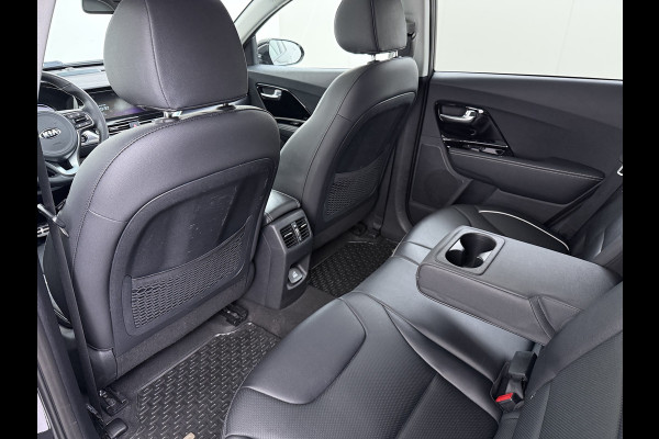 Kia e-Niro ExecutiveLine 64kWh SOH 100% Warmtepomp Panoramadak Adap.Cruise Stoelkoeling+Verwarming JBL®-Audio Leder Elek.Stoelen+Memory Cam Stuur+Achterbankverwarming Blind Spot VESS Lane Assist Lmv Privacy Glas Led Pdc DAB Dealeronderhouden