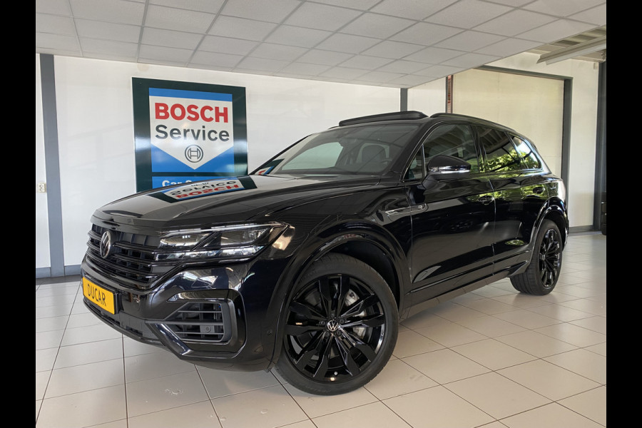 Volkswagen Touareg 3.0 TSi 4MOTION R 462 PK / Panoramadak / Trekhaak/