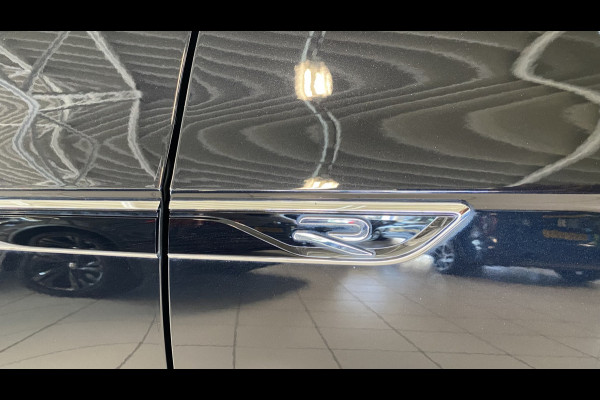 Volkswagen Touareg 3.0 TSi 4MOTION R 462 PK / Panoramadak / Trekhaak/