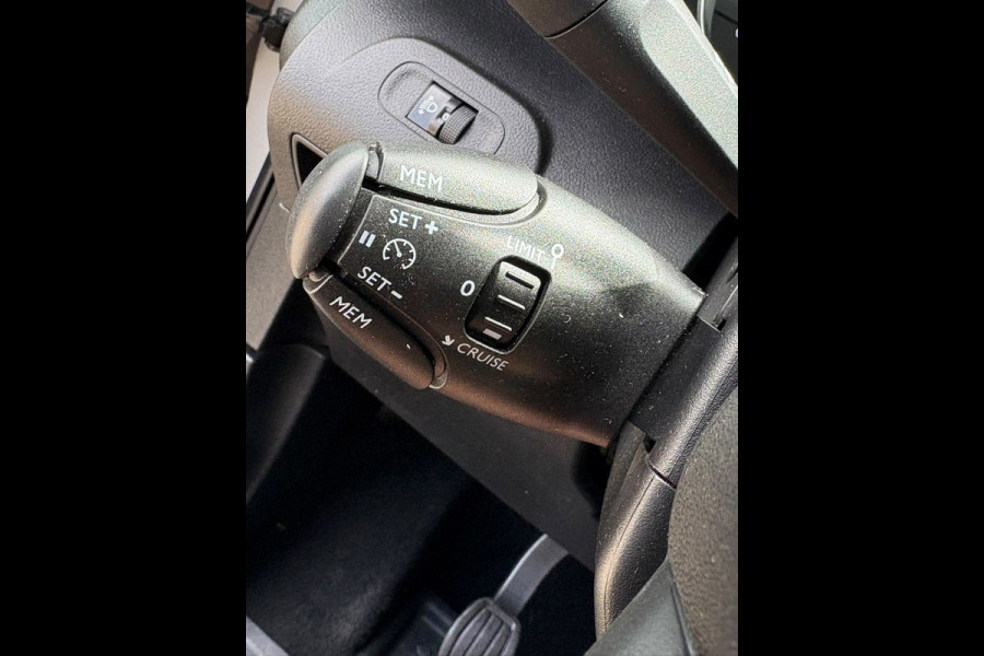 Citroën Berlingo 1.2 PureTech Live navi-carplay, Garantie!
