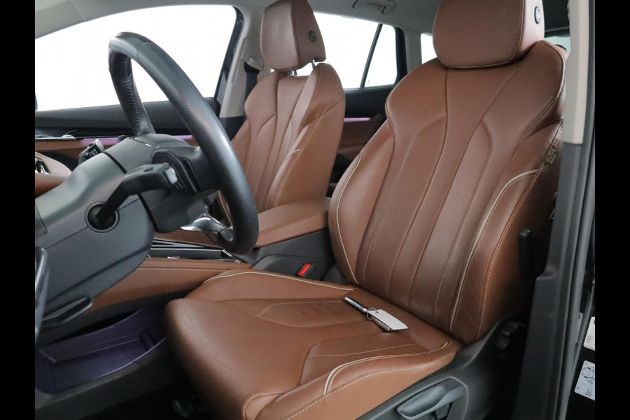 Škoda ENYAQ iV 60 180 pk | SOH 93,53% | Suite interieur | Navigatie | Parkeersensoren | Achteruitrijcamera | Lederen bekleding | Matrix LED koplampen | Autom. airco (3 zones) | Stoelverwarming |