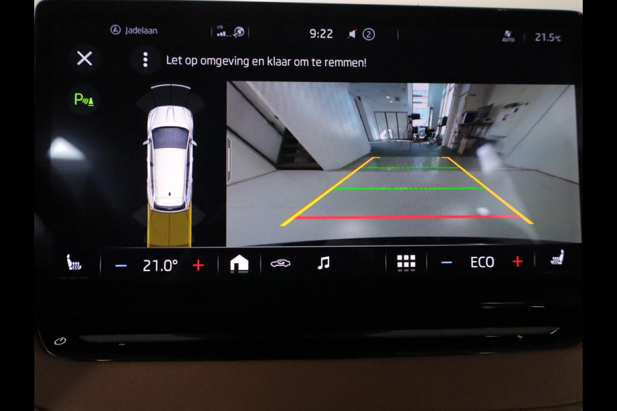 Škoda ENYAQ iV 60 180 pk | SOH 93,53% | Suite interieur | Navigatie | Parkeersensoren | Achteruitrijcamera | Lederen bekleding | Matrix LED koplampen | Autom. airco (3 zones) | Stoelverwarming |