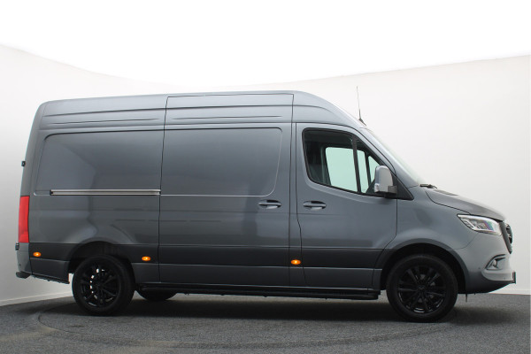 Mercedes-Benz Sprinter 317 CDI Automaat L2H2 Pro 3-Zits, Airco, Cruise, Camera, Navigatie, Bluetooth, PDC, Trekhaak, 18''