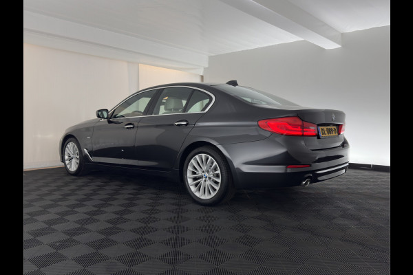 BMW 5 Serie 520d High Executive Luxury-Line Aut. *LEDER | FULL-LED | MEMORY-PACK | DIGI-COCKPIT | HEATED-COMFORTSEATS | AMBIENTLIGHT | NAVI-FULLMAP | ECC | PDC | CRUISE | 18''ALU*