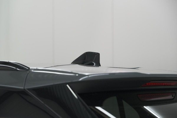 Peugeot 2008 1.2 Hybrid 136 Allure | 360 Camera | Adaptieve Cruise Control | Keyless Entry | Dodehoekdetectie