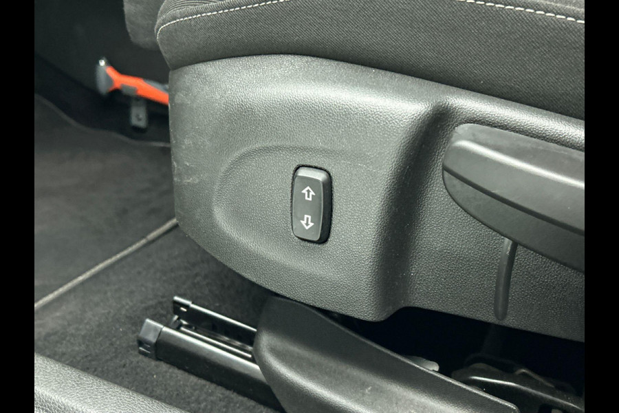Opel Astra Sports Tourer 1.2 Edition Climate Control AGR Comfortstoel PDC VA+ Camera Navigatie Apple Carplay/Android Auto Full LED Cruise Control Blind Spot