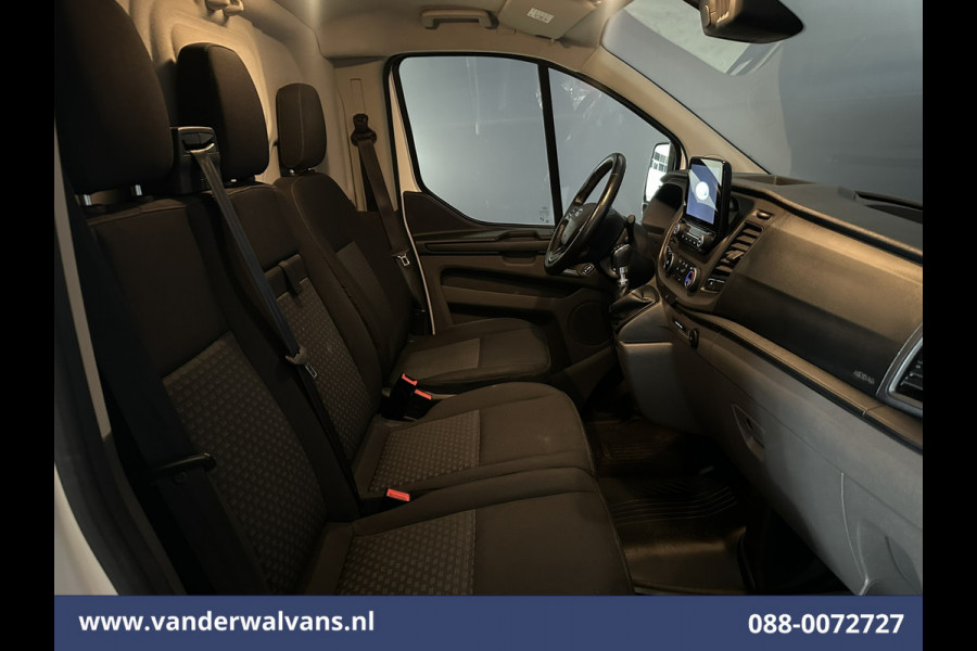 Ford Transit Custom 2.0 TDCI 105pk L2H1 Euro6 Airco | Camera | Apple Carplay | Cruisecontrol | LED | Stoelverwarming Verwamde voorruit, Android Auto, Parkeersensoren, Bijrijdersbank, 2800kg trekvermogen