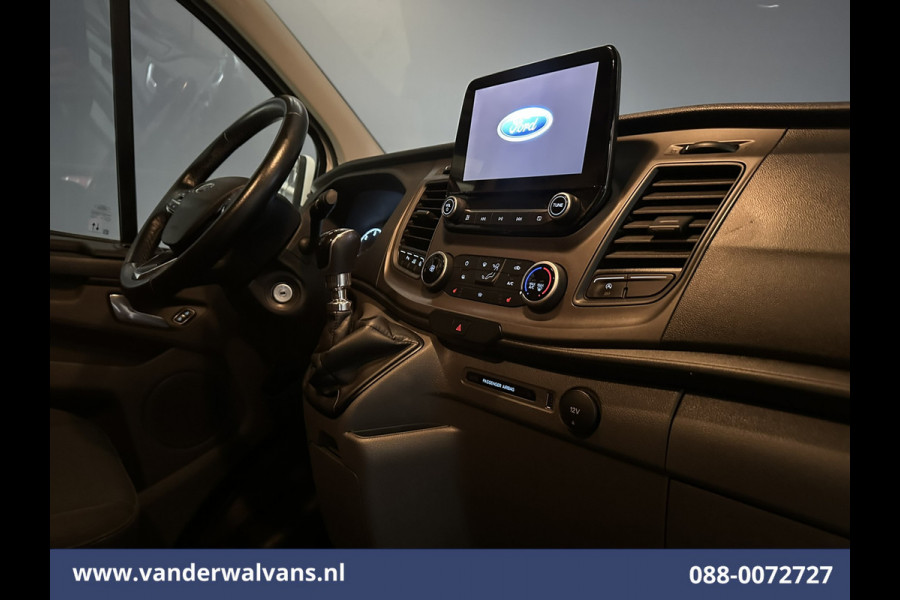 Ford Transit Custom 2.0 TDCI 105pk L2H1 Euro6 Airco | Camera | Apple Carplay | Cruisecontrol | LED | Stoelverwarming Verwamde voorruit, Android Auto, Parkeersensoren, Bijrijdersbank, 2800kg trekvermogen
