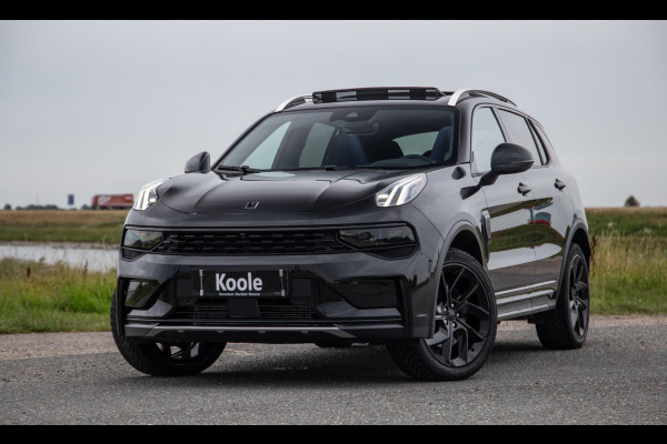 Lynk & Co 01 1.5 BLACK LINE / PANORAMA DAK / 360 CAMERA / CARPLAY / STOELVERWARMING