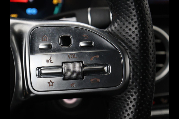 Mercedes-Benz C-Klasse 300e Business Solution AMG Limited | SOH 82,2% | 360 Camera | Stoelverwarming | Leder/Alcantara | Carplay | Matrix LED | Navigatie | Cruise control | Park Assist | Sfeerverlichting | PHEV | Plug In