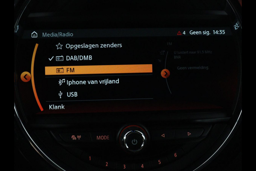 MINI Clubman 2.0 John Cooper Works ALL4 Chili | Panoramadak | Head-up | Navigatie | Cruise control | Carplay | Climate control | Achteruitrij camera | Stoelverwarming | DAB radio