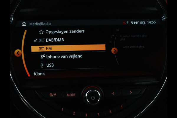 MINI Clubman 2.0 John Cooper Works ALL4 Chili | Panoramadak | Head-up | Navigatie | Cruise control | Carplay | Climate control | Achteruitrij camera | Stoelverwarming | DAB radio