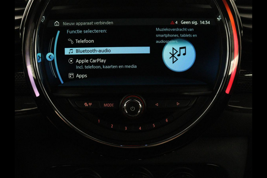 MINI Clubman 2.0 John Cooper Works ALL4 Chili | Panoramadak | Head-up | Navigatie | Cruise control | Carplay | Climate control | Achteruitrij camera | Stoelverwarming | DAB radio