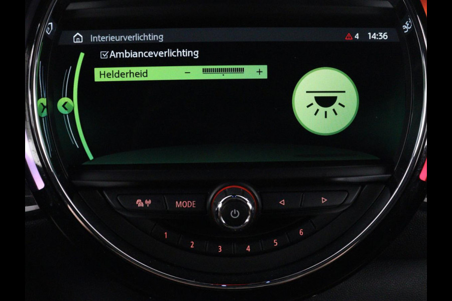 MINI Clubman 2.0 John Cooper Works ALL4 Chili | Panoramadak | Head-up | Navigatie | Cruise control | Carplay | Climate control | Achteruitrij camera | Stoelverwarming | DAB radio