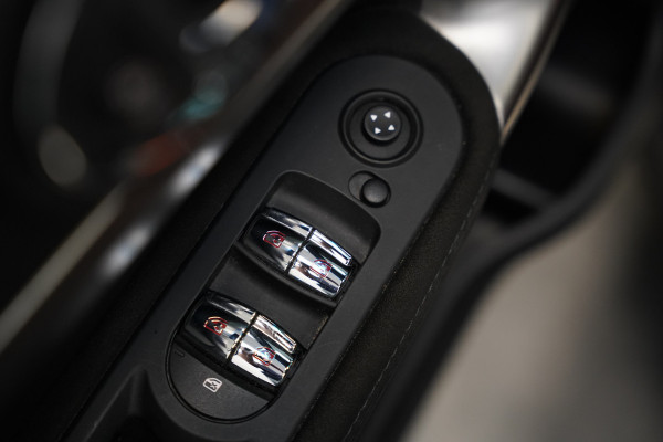 MINI Countryman 1.5 Cooper S E ALL4 Chili Panoramdak Full-led Navigatie