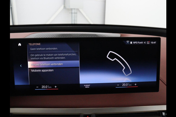 BMW iX xDrive50 M Sport High Executive 112 kWh SOH 96,2% | Full Option |  Pano | Chrystal Buttons | Soft Close | Harman Kardon | Laser Lights | Achteras sturing | Massage stoelen | 4-Zone Climate Control | Carplay | Head-up