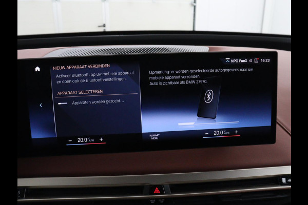 BMW iX xDrive50 M Sport High Executive 112 kWh SOH 96,2% | Full Option |  Pano | Chrystal Buttons | Soft Close | Harman Kardon | Laser Lights | Achteras sturing | Massage stoelen | 4-Zone Climate Control | Carplay | Head-up