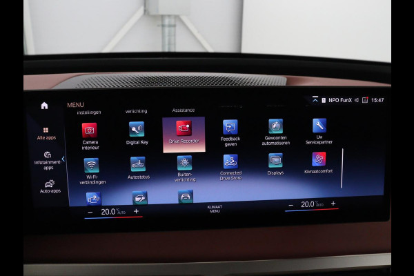 BMW iX xDrive50 M Sport High Executive 112 kWh SOH 96,2% | Full Option |  Pano | Chrystal Buttons | Soft Close | Harman Kardon | Laser Lights | Achteras sturing | Massage stoelen | 4-Zone Climate Control | Carplay | Head-up