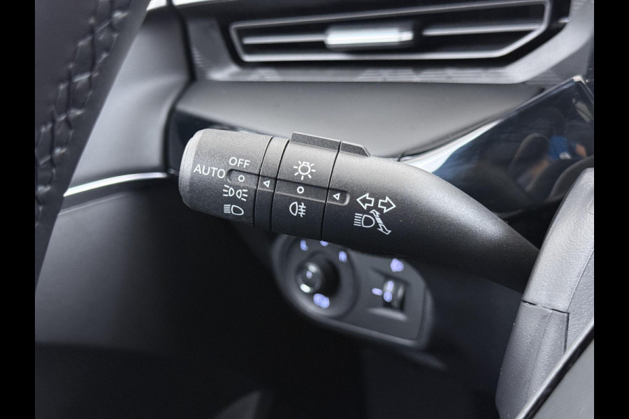MG MG3 Hybrid+ 1.5 Hybrid+ Luxury 7 JAAR MG FABRIEKS GARANTIE TM 02-2032 | STOEL + STUURVERWARMING | 360 CAMERA | ADAP. CRUISE | DODE HOEK | KEYLESS | APPLE CARPLAY |