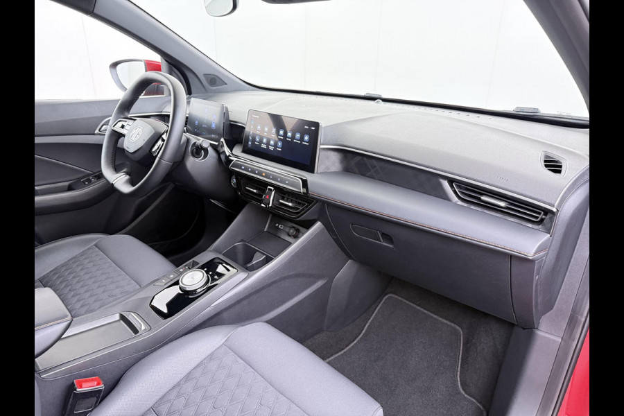 MG MG3 Hybrid+ 1.5 Hybrid+ Luxury 7 JAAR MG FABRIEKS GARANTIE TM 02-2032 | STOEL + STUURVERWARMING | 360 CAMERA | ADAP. CRUISE | DODE HOEK | KEYLESS | APPLE CARPLAY |