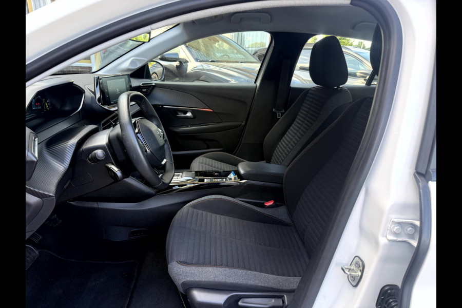 Peugeot e-208 EV Active Pack 50 kWh SOH 91.8%, Navi, Led, 16''Lmv