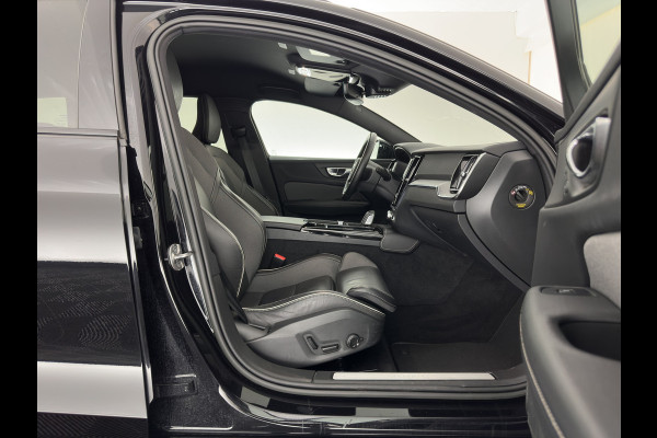 Volvo V60 2.0 T8 Recharge AWD R-Design Black-Line {SoH-99%} (Plug-in) (INCL-BTW) Aut. *LEATHER-FABRIC | FULL-LED | MEMORY-PACK | HARMAN/KARDON | DIGI-COCKPIT | HEATED-SPORTSEATS | KEYLESS | DAB+ | NAVI-FULLMAP | PDC | CRUISE | HEAD-UP | TOWBAR | 19''