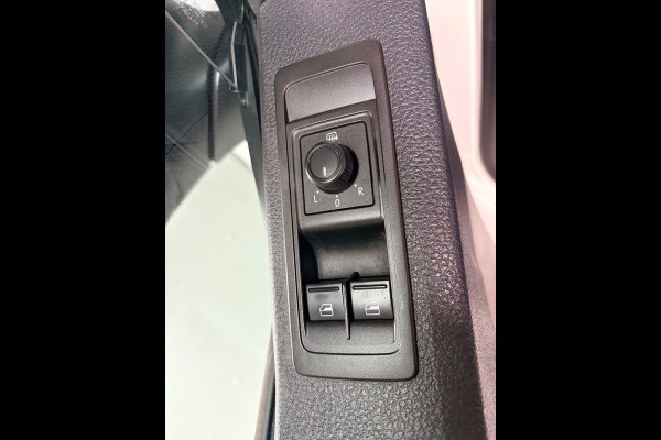 Volkswagen Transporter L2H3 extra hoge Servicewagen 2.0 TDI 102pk Bott inrichting Victron v230 Standkachel Trekhaak RIJKLAARPRIJS