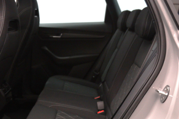 Škoda Karoq 1.5 TSI 150 PK ACT Sportline Automaat, Panoramadak, Canton Sound, Adap. Cruise Control, Stoelverwarming