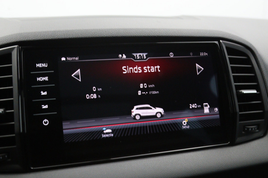 Škoda Karoq 1.5 TSI 150 PK ACT Sportline Automaat, Panoramadak, Canton Sound, Adap. Cruise Control, Stoelverwarming