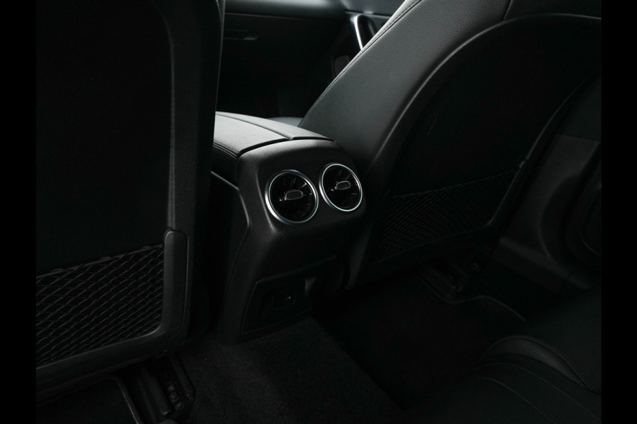 Mercedes-Benz CLA-Klasse Shooting Brake 200 Luxury Line (INCL-BTW) Aut. *LEATHER | FULL-LED |  WIDESCREEN-COCKPIT | HEATED-COMFORTSEATS | ADAPTIVE-CRUISE | CAMERA | NAVI-FULLMAP | SHIFTPADDLES | PRIVACY-GLASS | DAB | AMBIENTLIGHT | TOWBAR | 18''AL