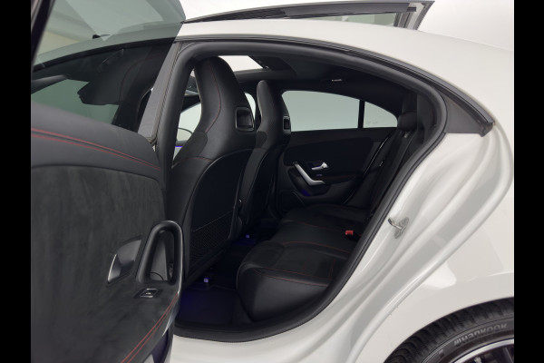 Mercedes-Benz CLA-Klasse 180 d Premium Plus (INCL-BTW) Aut. *PANO | LEATHER-MICROFIBRE | FULL-LED  | AMBIENTLIGHT | HEATED-SPORTSEATS | WIDESCREEN-COCKPIT | DAB+ | NAVI-FULLMAP | CAMERA | PRIVACYGLASS | 19''ALU*