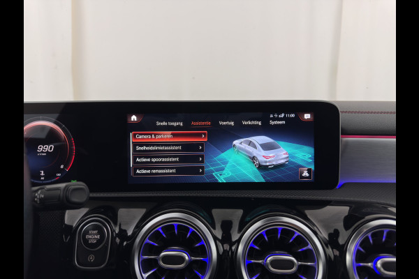 Mercedes-Benz CLA-Klasse 180 d Premium Plus (INCL-BTW) Aut. *PANO | LEATHER-MICROFIBRE | FULL-LED  | AMBIENTLIGHT | HEATED-SPORTSEATS | WIDESCREEN-COCKPIT | DAB+ | NAVI-FULLMAP | CAMERA | PRIVACYGLASS | 19''ALU*