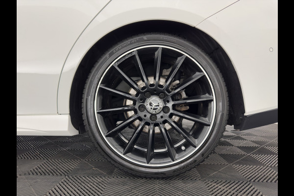Mercedes-Benz CLA-Klasse 180 d Premium Plus (INCL-BTW) Aut. *PANO | LEATHER-MICROFIBRE | FULL-LED  | AMBIENTLIGHT | HEATED-SPORTSEATS | WIDESCREEN-COCKPIT | DAB+ | NAVI-FULLMAP | CAMERA | PRIVACYGLASS | 19''ALU*