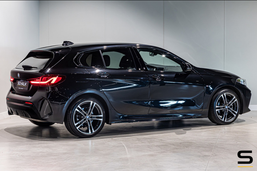 BMW 1-serie 118i|M-sport|Leder|Sportstoelen|Cam|CarPlay