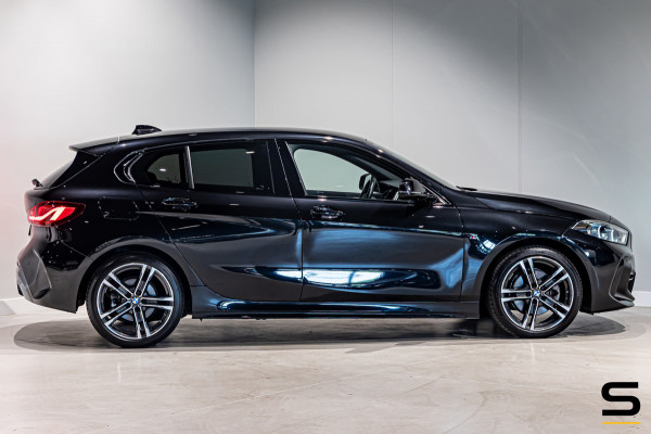 BMW 1-serie 118i|M-sport|Leder|Sportstoelen|Cam|CarPlay