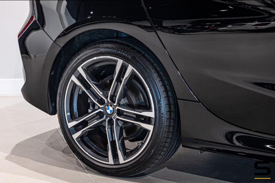BMW 1-serie 118i|M-sport|Leder|Sportstoelen|Cam|CarPlay