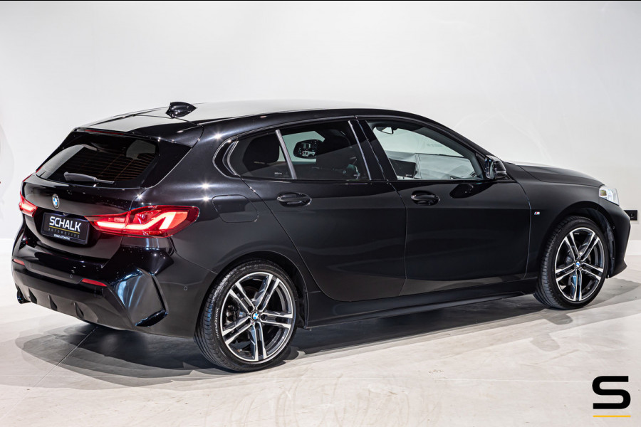 BMW 1-serie 118i|M-sport|Leder|Sportstoelen|Cam|CarPlay