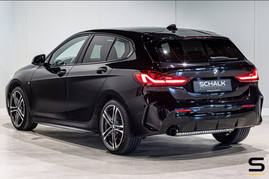 BMW 1-serie 118i|M-sport|Leder|Sportstoelen|Cam|CarPlay